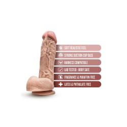 MR. D 8,5 » GODE RÉALISTE AVEC TESTICULES 21,6x5cm