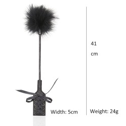 Tickler Crop und schwarz verzierte Schaufel von 41 cm